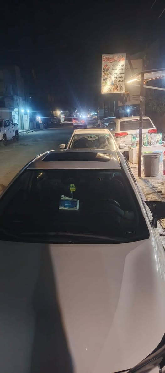 كورلا للبيع ٢٤ خليجي رقم بغداد الشكل الخليجي مقفوله من صبغ ماشيه ٢١ الف الاتصل ع رقم***********
