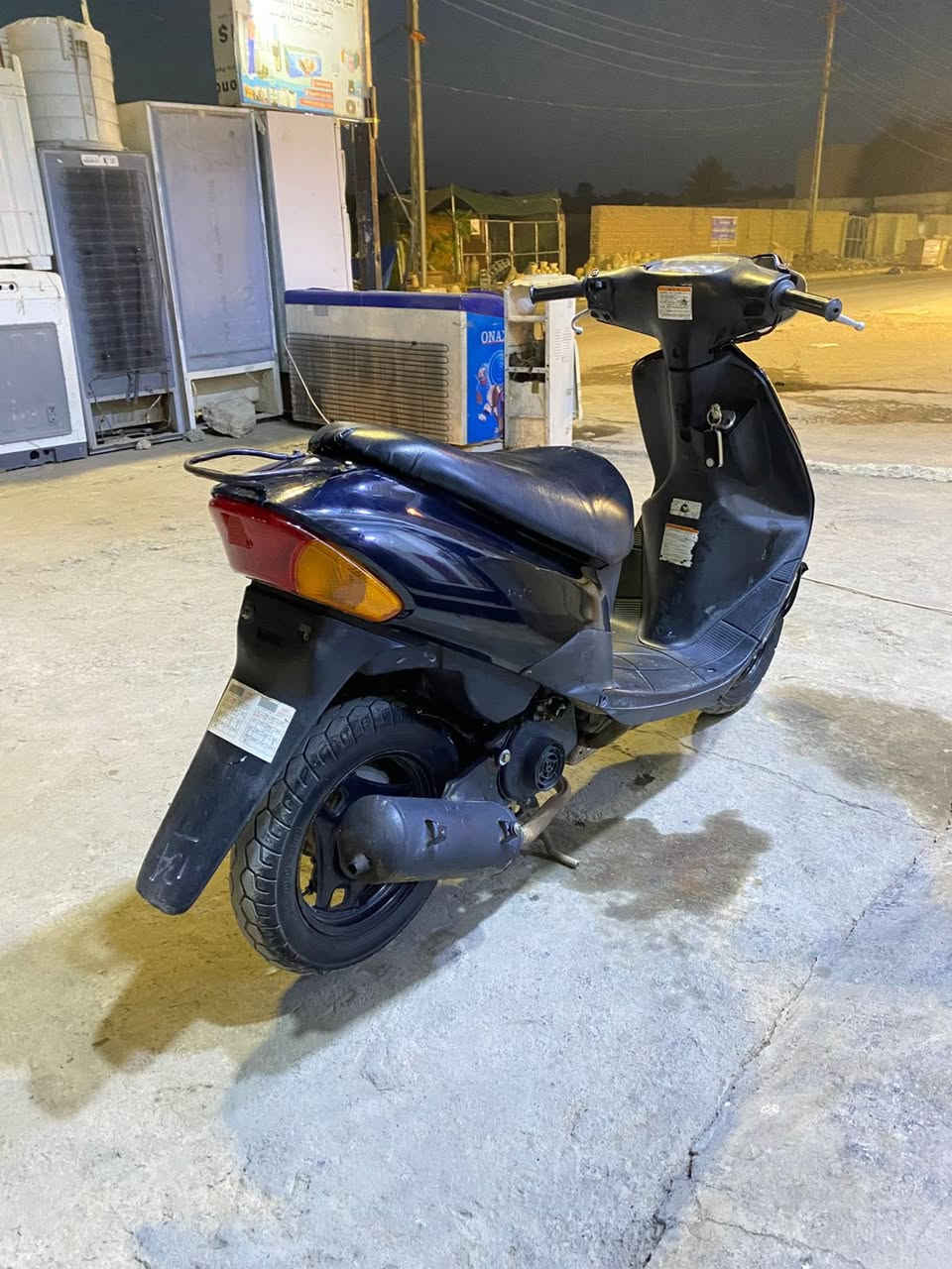 السلام عليكم دراجه سازوكي 60للبيع دراجه مابيها اي نقص مشيها حلو وناعمه نكره بكل وقت كلها شغاله مابيها اي نقص دراجه مثل ما موضح بالصور السعر (350)مكاني بعقوبه تقاطع الوثبه شراي اتصل وبيك خير وتدلل *********** متواجد واتساب فقط
