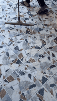 خلفه سيراميك جدار ورضيه بنواعه لبخ تصفير مصاطر داخل بغداد فقط***********
