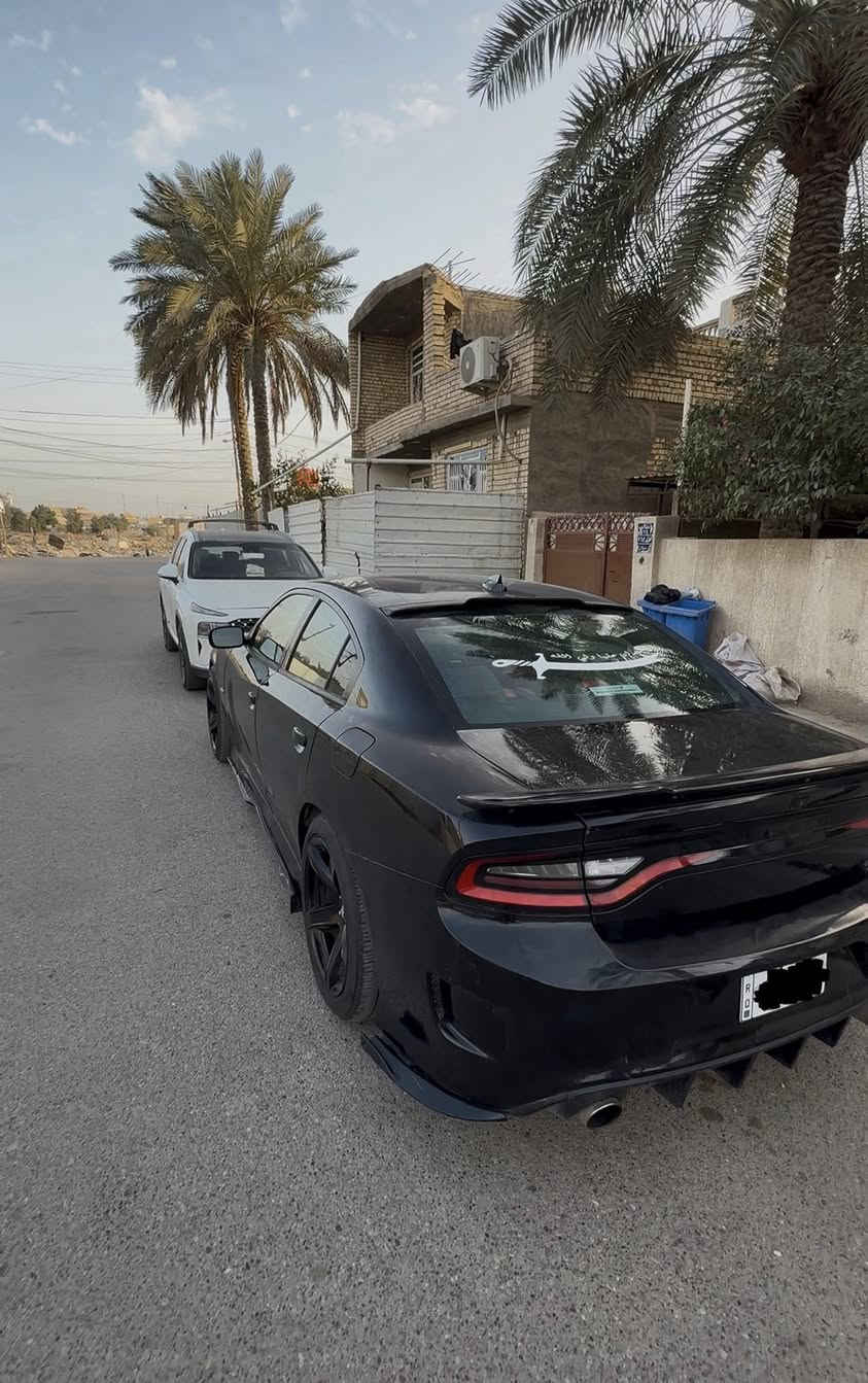 السلام عليكم دوج جارجر ارتي 2017 فول عدا الفتحه
مكينه 5700
السياره نضيفه جدا حادثهه 5 قطع مطخطخه ايرباك بس برده ماشيه 100 ميل كير مكينه لغد شاصي كله مكفولل رقمهه بغداد بأسمي مشروع وطني الجديد هزه سنويه كلهه جديد بعده ماساقط السياره ربع متصرف عليهه عليهه برمجه مصطفى ايكل طلقات وفتح فصله وسيفتي وبيهه نضام اقتصادي 4سلندر  تخم صدر حداديه كله جديد 

سعرهه 175
مكانهه بغداد الزعفرانيه
***********
