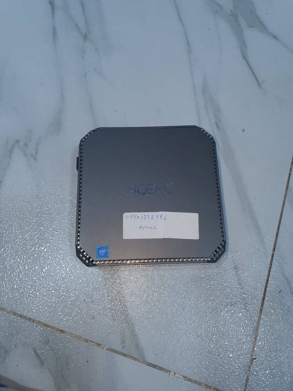 مرحبا مني كيس كوراي 5 هارد واحد تيرا 
للبيع حاسبة شغاله 
وتنصب كل أنظمة الويندوز 
***********
١٠٠ الف والتوصيل موجود
