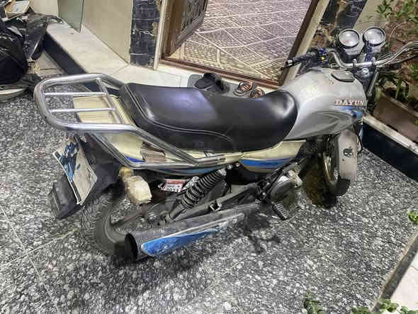 دايون كلك بليته ورقم شاصي موجودات مكينه ناعمه مكفوله من سرقه بس بيها خيط بخار سعر مكاني كربلا حي لعامل سعر 325 نهياته رقم ***********
