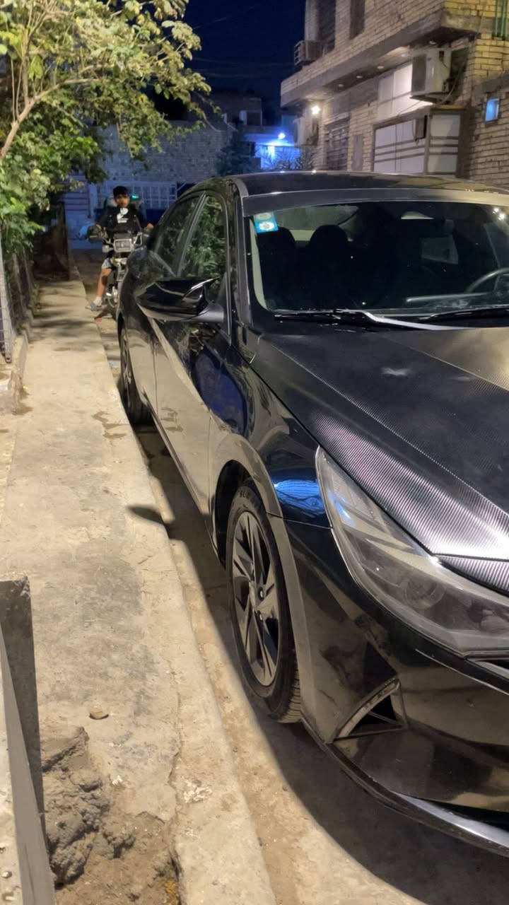 النترا 21 لون اسود بسمي كير ATمرغوب ماشيه 92الف موميل ليبل واحد ماعده البنيد السياره جاهزه من كلشي دينار متصرف عليه حادث امريكا بلصور موجود  وبيه بلعراق بارد  باب الصدر عكس السايق العنوان بغداد الامين ثانيه قرب البانزيخانه  اذا اكو مراوس بسبورتج موبايل ***********
