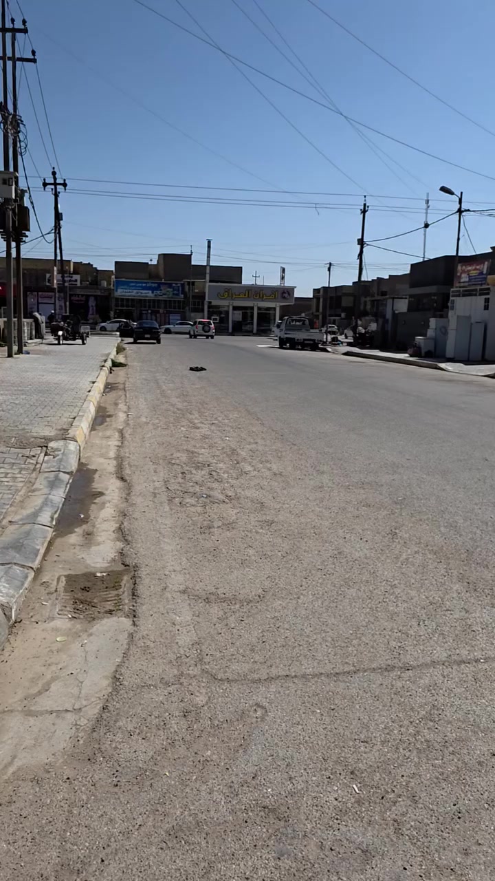 سلام عليكم قطعه الارض اللبيع مساحه ٢٠٠م كامل خدمات العنوان القطعه الخاجيه شارع40 الاسفتسار على الاقام التاليه 
***********
***********
