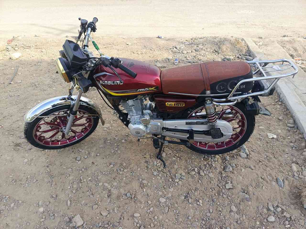 للبيع دراجة سيفان 5كير موديل 2024اخت لزيرو لدراجه كامله اوراق كامله لسعر 550مكاني بغداد ***********
