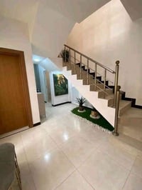 مجمع بوابة النجف • 160م • قرب شارع 60