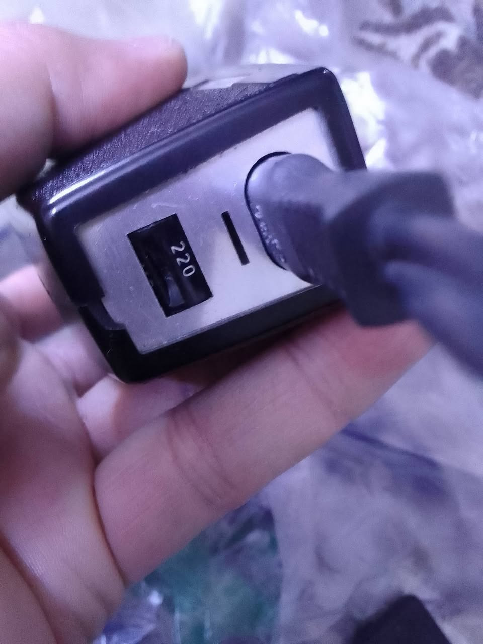 جلاية حلاقة فليبس هولندي الاصلي ثلاثية 3 موس يمكن ثمانينات الصنع مع العلبة الاصليه
مستعمله على كد الاصابع تقريبا للبيع ب 50 الف 
***********
