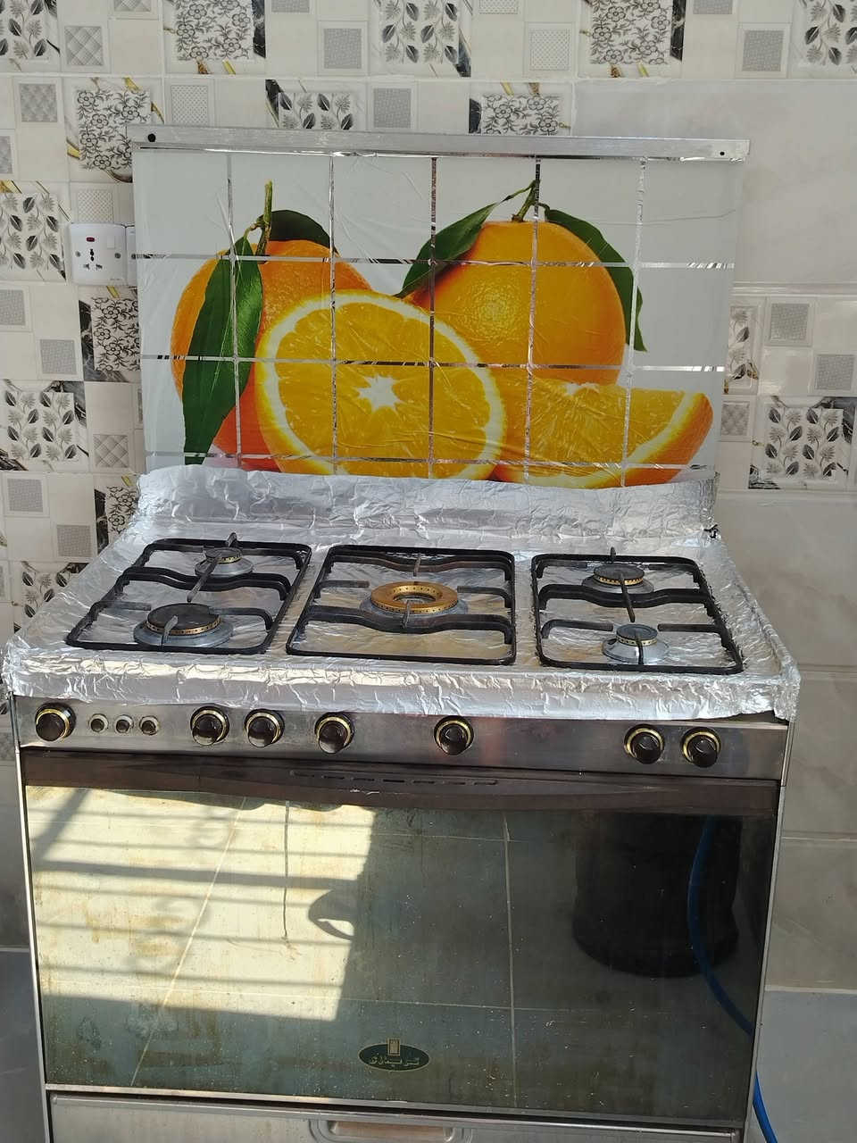 طباخ للبيع سعرها175 بيها مجال رقم موبايل ***********
