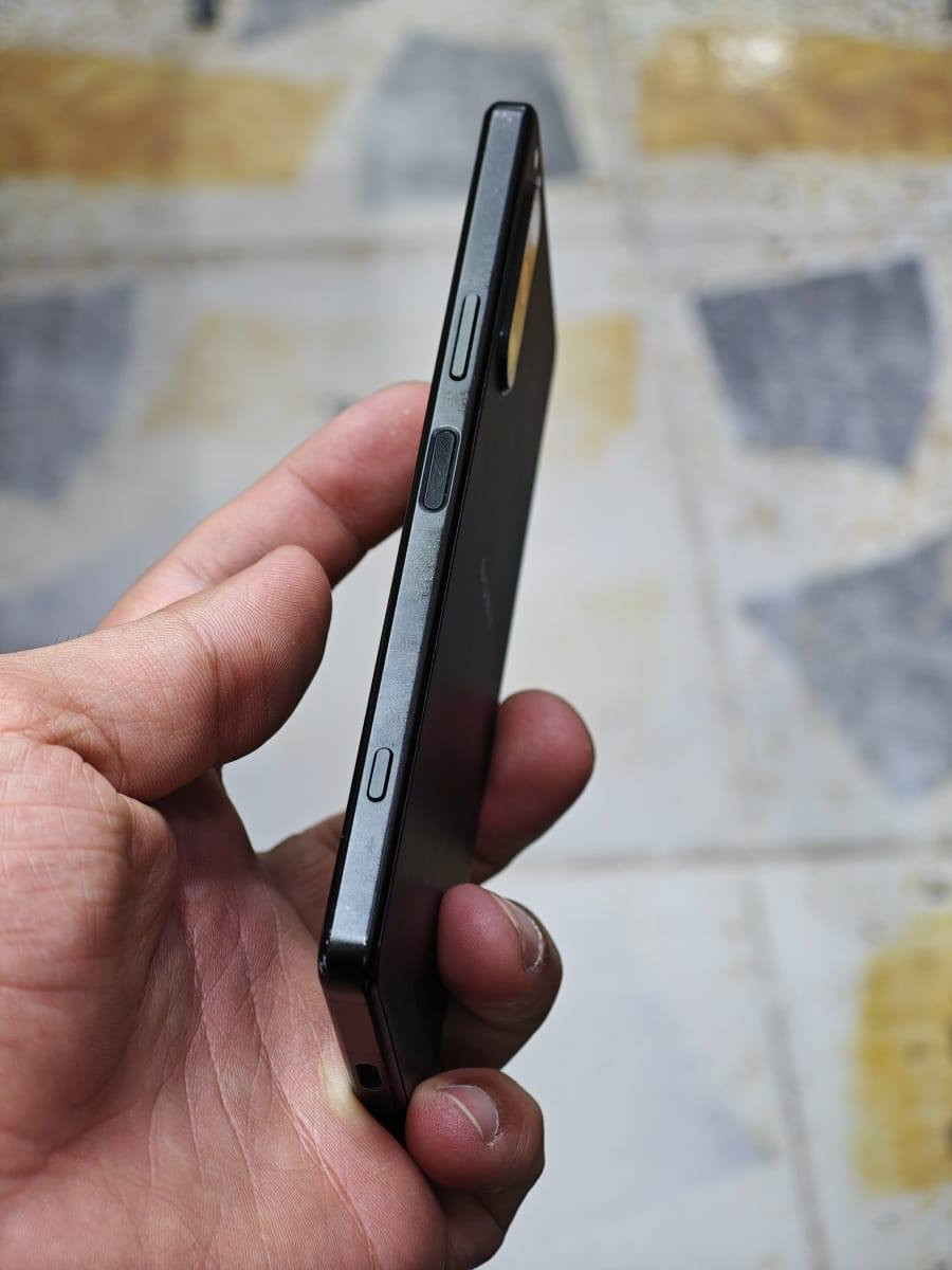 🔴للبيع فقط🔴
Sony Xperia 5 IV  (A204SO)
لون اسود 
نضافه 100
ذاكرة 128
عشوائية 12
معالج Snapdragon 8 Gen 1
يشغل كل الالعاب 90 فريم
شاشة 120 هرتز نوع اوليد
تدعم HDR بدقة FHD+
كامرات سوني احترافية 50+12+12
بطاريه حجم 4800 ملي 
شحن سريع 66 واط
بي فطر خفيف باللمس مايأثر شرط


**إذا كنت صاحب هذا الإعلان وتريد حذفه لأي سبب، رجاءا أرسل رسالة إلى الدعم الفني**