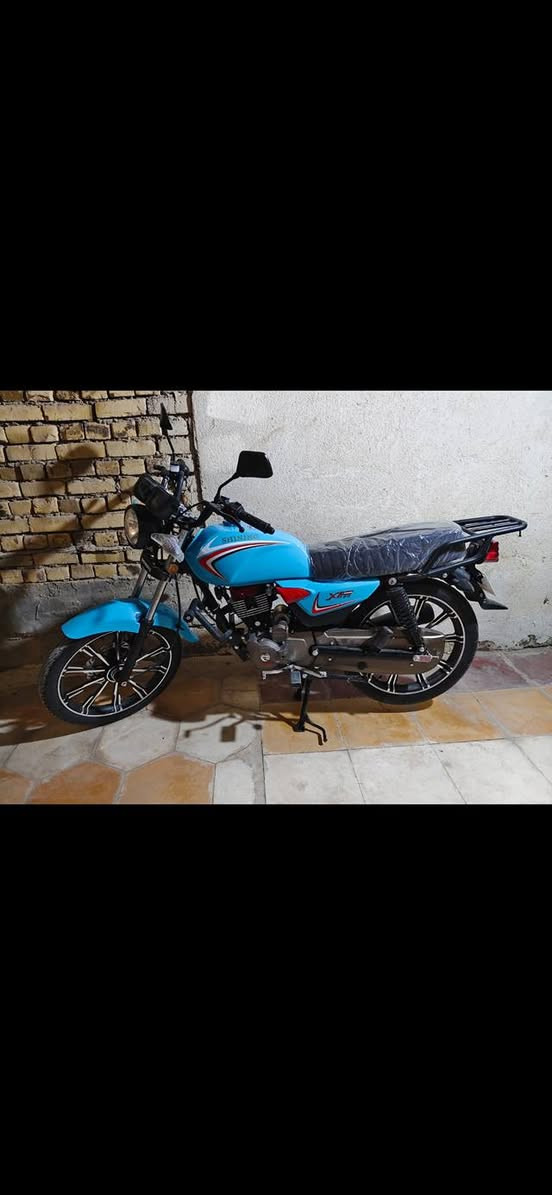 دراجه شاينك رقم وسنوية بسمي صاله ٣ أشهر من طالعة من الوكيل ماشية  8000حقيقي دراجه كارتون ومامتعوبة سعره مليون و950 وبيه مجال بصيط للشراي *********** اتواصل وي الرقم واتساب او إتصال غير متواجد عل فيس ناصرية مركز
