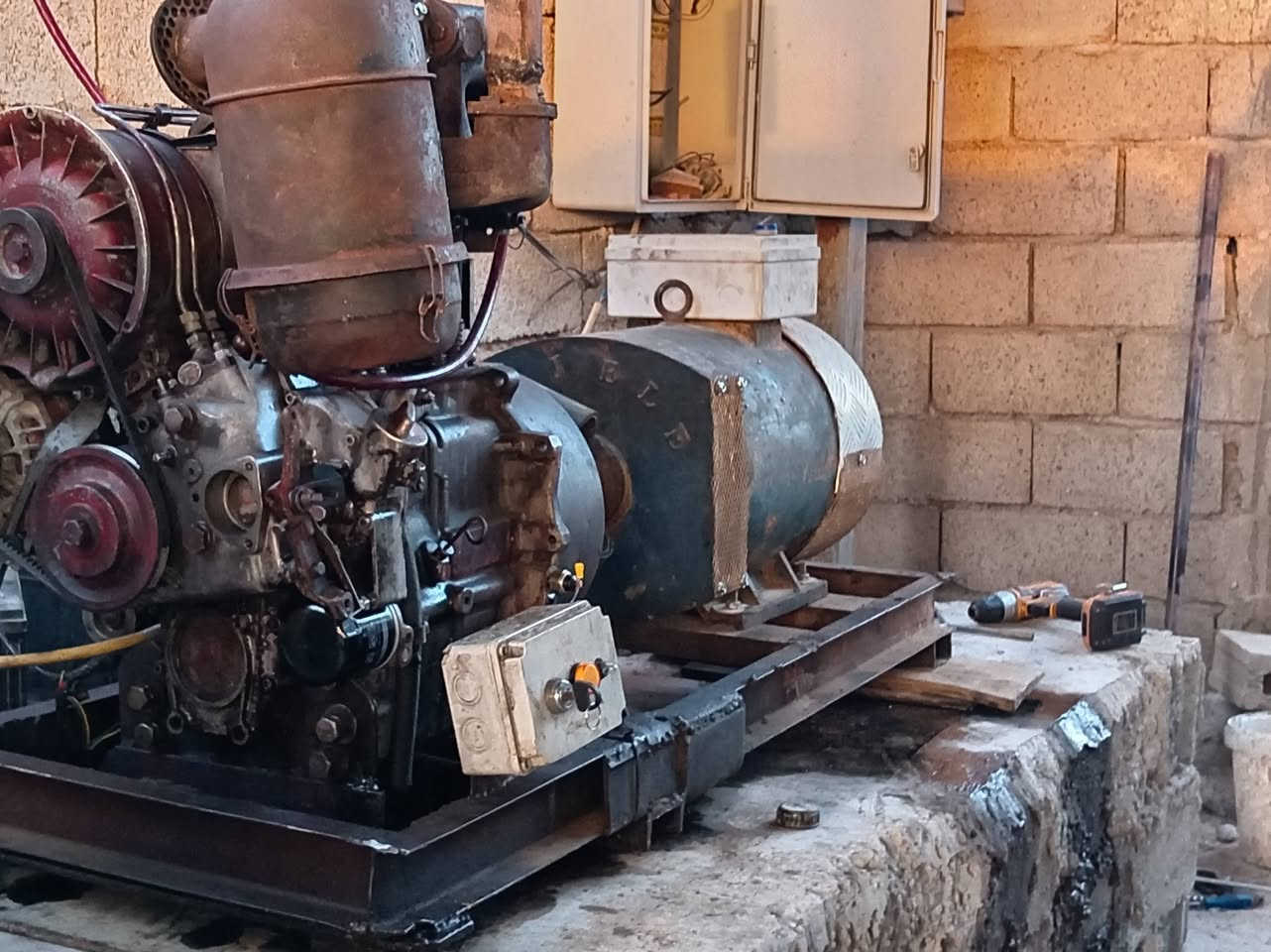 للبيع للبيع
سلام عليكم مولد دويز للبيع ألماني ابو صاروخ بستمين 511 مجفت جديد غراض اصليه كرنك مالته بلادي ستندر
دينمو جديد 12 كيفي بعده عل سحك
مكاني تقاطع النهروان
الاستفسار
***********
***********
