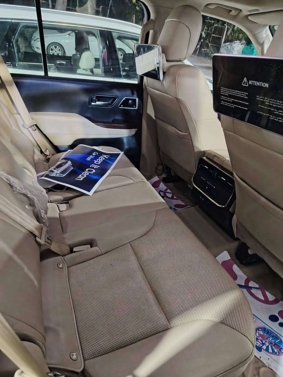 السلام عليكم بيع او مراوس
لاندكروزر 2022 توين تيربو ساز شاشات وتطبيق
خليجية مكفولة كفالة عامة ماشية 46000 رقم بغداد الجديد بأسمي 
العنوان بغداد/ معارض الگريعات 
صاحب السيارة ***********
