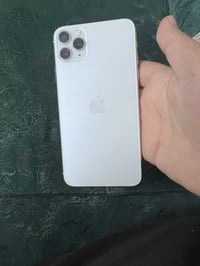 آيفون ١١ برو ماكس • ذاكرة ٢٥٦ • فيس ايدي شغال