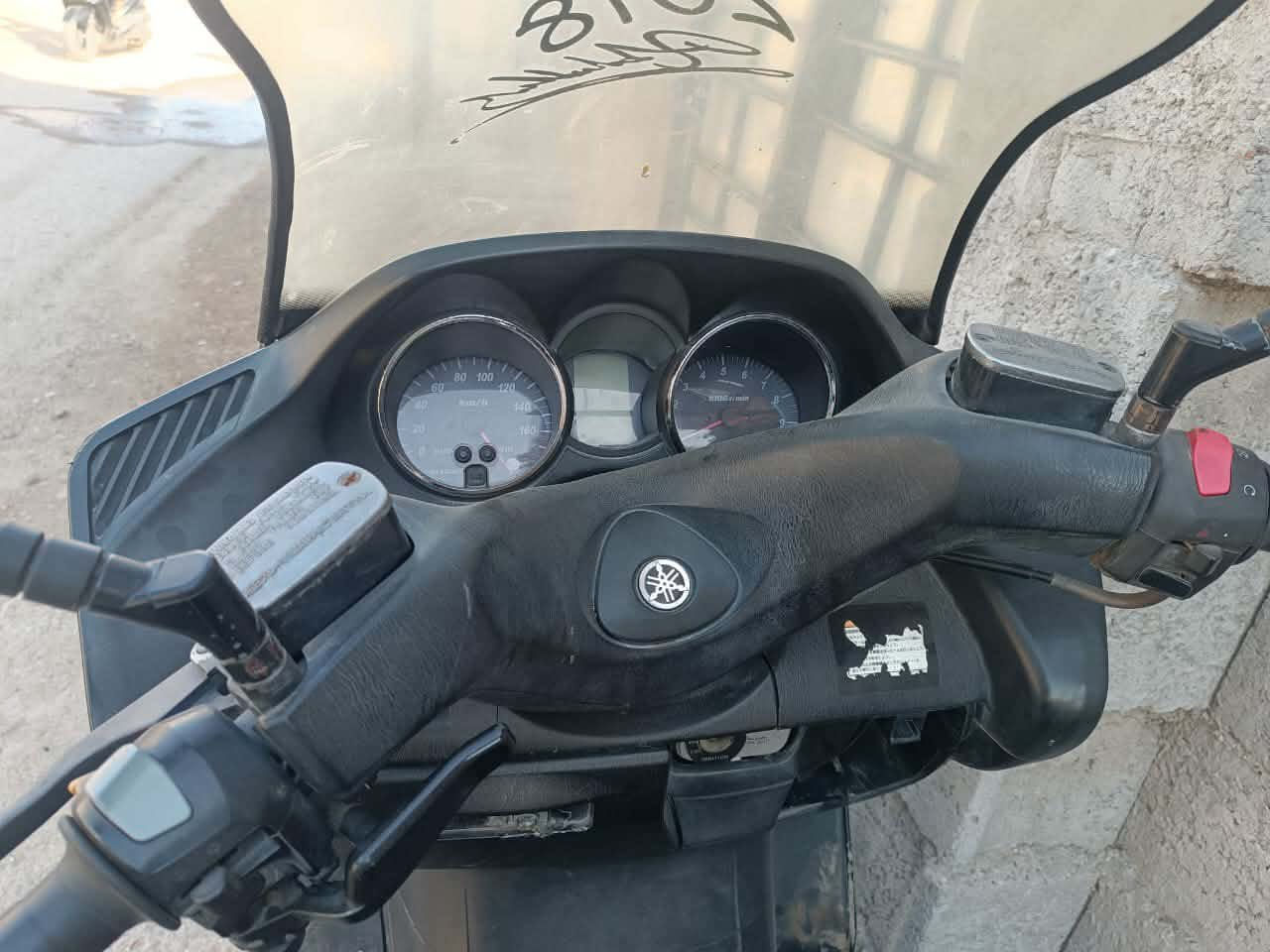 السلام عليكم دراجه ماجسته ام كراند كوم حديد عطلت وتركتهاحتاجيت فلوس واريد ابيع السعر 300 وترهم مراوس حسب القناعه *********** الدراجه كلشي كامل بيه المكان سلمان باك المدائن قرب بسمايه
