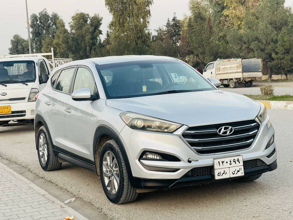 2017
ئەمریکییە
63mlرۆیشتووە
2024سەنەوی خلاس بییە
مەکینەشی کرایتەوە
سێ پارجە بۆیاخی هەییە  بۆلند و جەمەلۆخ و دەرگای نەفەر 
بەتەنەی گرتییە بەلام شاسی نەگرتییە
پەرەشودی نەکرایتەوە
***********کلک خبات أربيل, العراق
