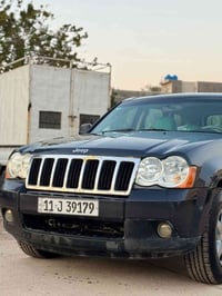 للبيع جيب لاريدو 2008 4x4 مكينه ٦ سلندر السياره تنسى شي اسمة حماوة ودو...