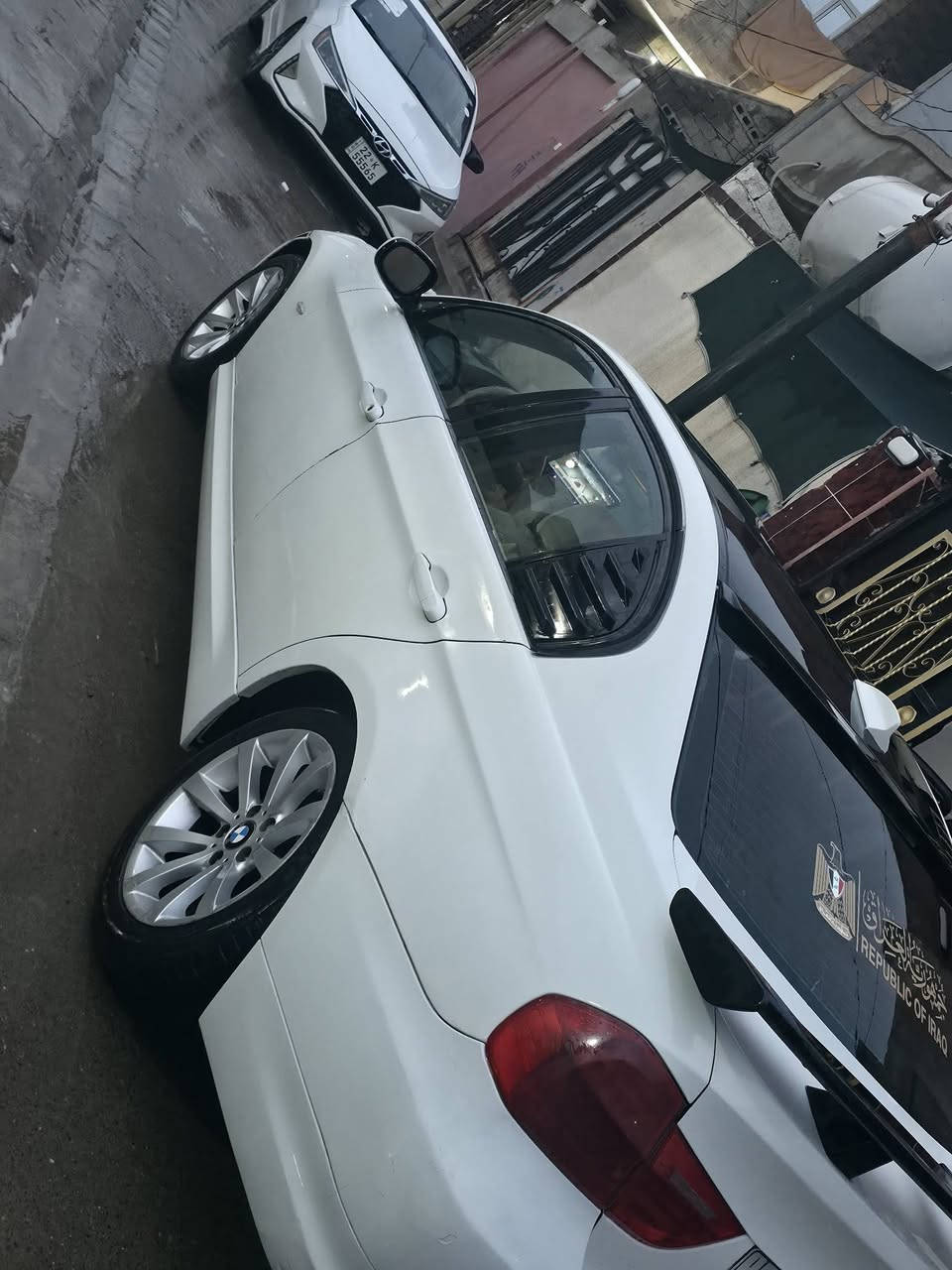 بي ام دبليو ٩٠ E
2011
كير محرك شرط 
سياره شبابيه وعائليه 
صاحبها الشرعي اني 
مكفوله عامه كلين بدون ضرر 
مكينه 6
وارد امريكي 
كشنات جلد 
فول توماتيك تنته بل سكف
كامره حساسات شاشه 
تدفه تبريد قطعتين 
***********
واتساب
