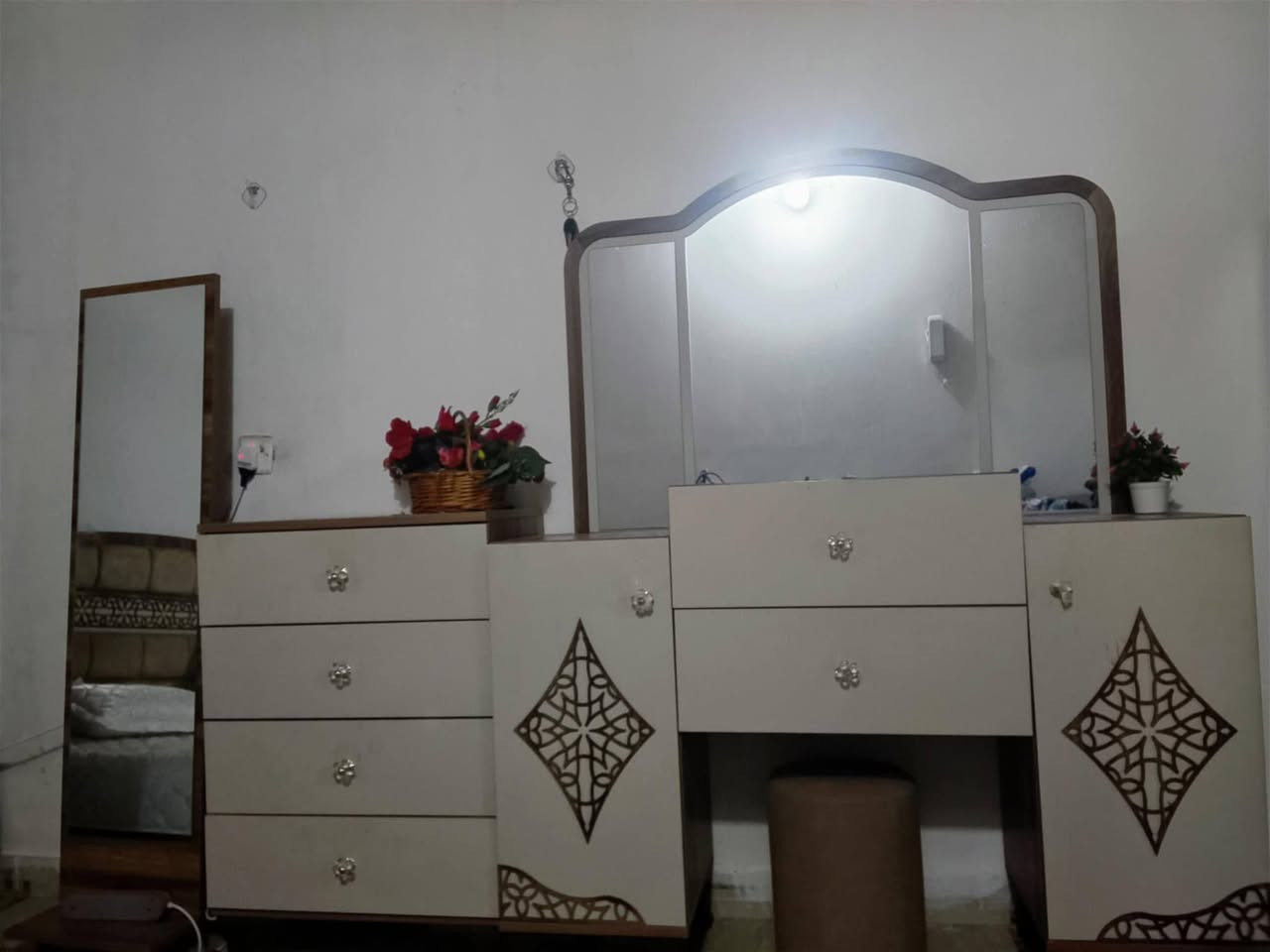 غرفة نوم نظيفة للبيع


**إذا كنت صاحب هذا الإعلان وتريد حذفه لأي سبب، رجاءا أرسل رسالة إلى الدعم الفني**