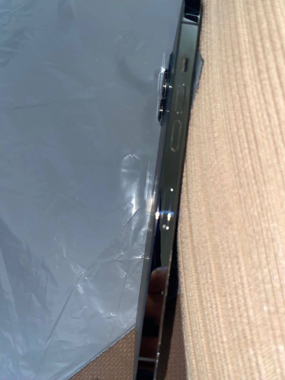 ايفون 12 برو ماكس جديد كلش اي شخط ما بي ولا مفتوح ولا مبدل كلشي بي مال بنية وية الكارتون مالته
بطارية 84 
ذاكرة 256
شرق اوسط 
وين ما تحب تفحص افحص
سعره 575 وبي مجال بسيط
الي يريده يتفضل خاص
المكان بغداد الجديدة


**إذا كنت صاحب هذا الإعلان وتريد حذفه لأي سبب، رجاءا أرسل رسالة إلى الدعم الفني**