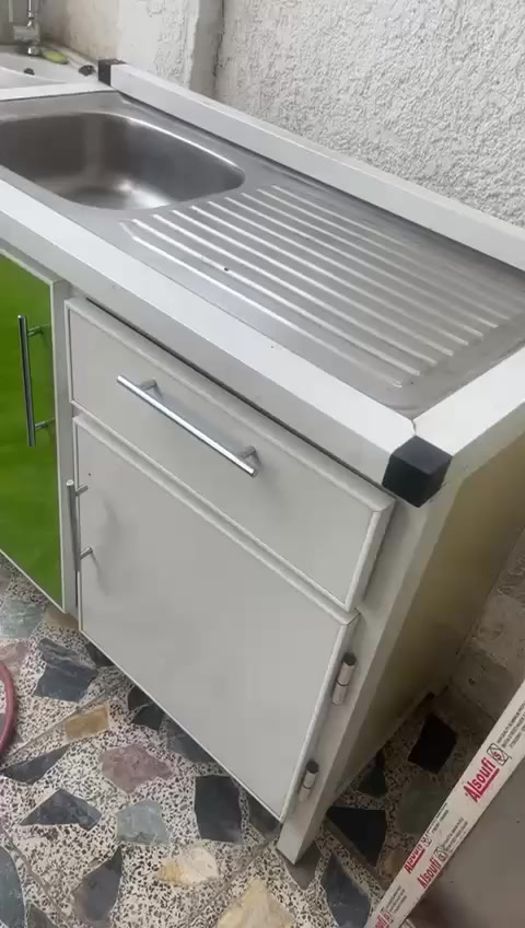 السلام عليكم كاونتر وسنك للبيع سعر الكاونتر 100 والسنك 100 مكاني بغداد الخطيب


**إذا كنت صاحب هذا الإعلان وتريد حذفه لأي سبب، رجاءا أرسل رسالة إلى الدعم الفني**