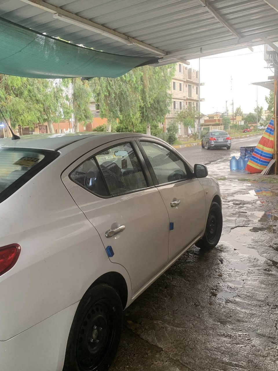 نيسان صني هندي
موديل 21 
رقم اربيل باسمي جاهز هزه وسنويا ورقم 
بيها طخه خفيفه خلفيه بدون صبغ 
السعر 110 للتواصل 
عل واتساب ***********
