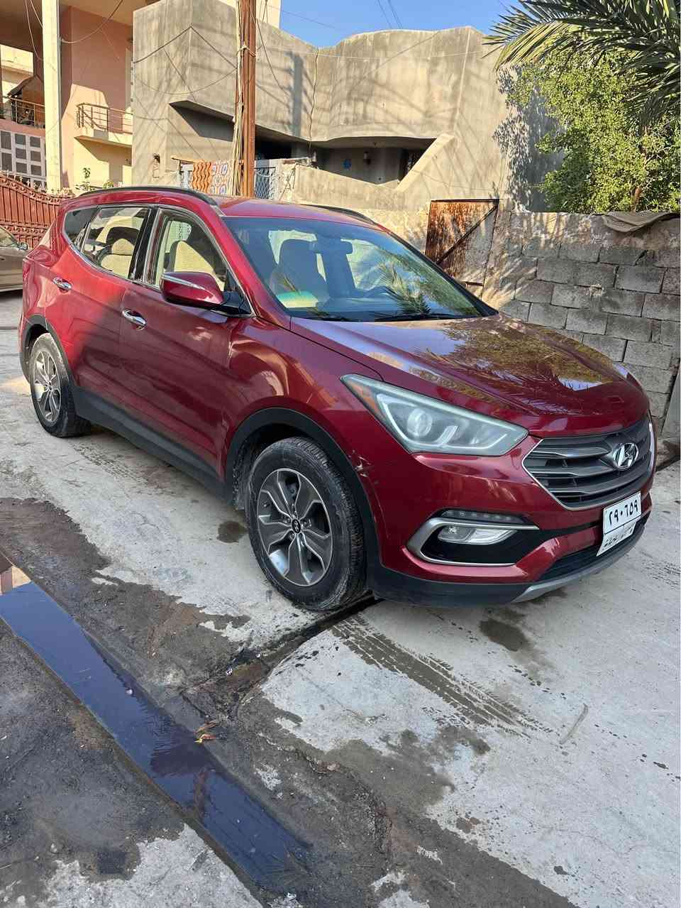 تحية طيبه الى جميع الاعضاء المحترمين
سنتافي موديل 2017 
سيارة بحاله جيدة جدة وراد امريكي اربع سلندر شرط الكير والمحرك وتحويل ماشية 96 الف حقيقي مواصفاتها فور ويل كشنات هيتر تبريد مركزي وبعد كثير من واصفات اخرى اطارات وبطارية جديده
ضررها بابين من جهة السكن صبغ وقليل من جامرلغ خلفي بدون ارباك بجم كبس
السعر 165 وبيه مجال للطيبين
للاستفسار ‭0770 134 9655‬
عنوان طوز خورماتو طوز, صلاح الدين
