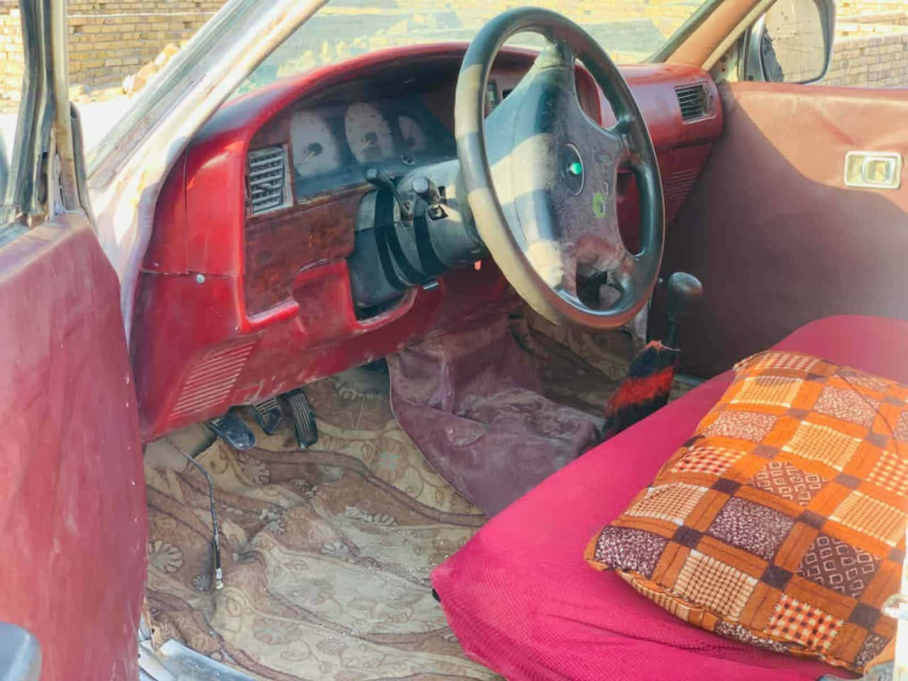 سلام عليكم بيكم تيوتا موديل 90 رقم بصره سنويه عاج شرط تحويل محرك كير شاصي مكفولات صاحيه من لكلبه كهربائيات شغاله تخم تاير جديد مكان سماوه الخضر 
سعر 23 وبيه مجال //رقم الهاتف//***********//
لا يتواجد على الفيس
