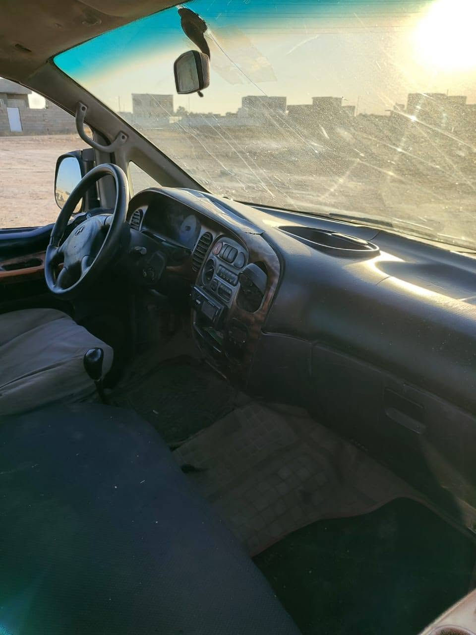 هونداي ليبرو موديل 2000 فحص صلاح الدين  محرك زين كير زين  صاحب السنويه متوفي بيها وكاله من الشرعي السياره وضع ابلادي السعر ٢٥وبيها مجال***********
