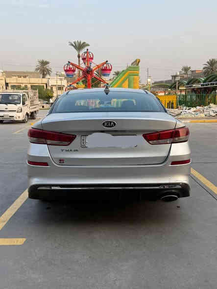 السلام وعليكم
للبيع 
كيا اوبتما2020
وارد امريكي
  ماشية 100الف
رقم اربيل الجديد
هزة وبراد جديدة 

مواصفات: 
ثلاث انظمة قيادة
سبورت ايكو نورمال  
تبريد مركزي منفصل
شاشة جبيرة 
بلوتوث USB AUX
تحكم استيرن
كروز سرعة 
قيادة ذاتية
منافذ طاقة 
وقوف ذاتي 
رادار
تحديد مسار 
ليد امامي
بكلايت ليد    
نقط عمياء 
كار بلي 
انارة ترحيب 

السيارة بيهة صبغ جاملغات خلفية
وقبغ جنطة وجاملغ امامي جهة سكن  
وشوية حافة البنيد بارد بدون دواخل 
بدون ايرباك بدون دواخل
محرك كير كهربائيات كلهن كفالة 
السيارة جاهزة وبدون نقص برغي
اي استفسار تعال خاص او اتصل 
***********
عنوان بغداد حي الخظراء
