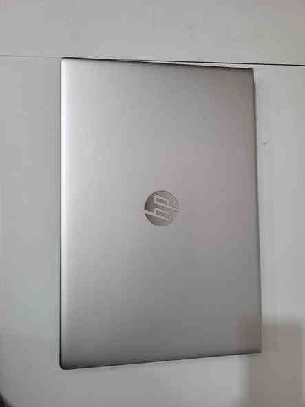 💻 HP ProBook 650 G5 – لابتوب عملي قوي ومناسب للدوام والبرامج الدراسية

⚙️ المعالج: Intel Core i5 – الجيل الثامن
💾 الرام: 8GB DDR4 — قابل للتوسعة
💽 التخزين: 256GB SSD — سريع جداً
🎮 كرت الشاشة: Intel UHD Graphics — حجم 4GB داخلي
📺 الشاشة: 15.6" FHD
⌨️ الكيبورد: عربي + إنكليزي
⚖️ الحالة: نظافة عالية ومفحوص جاهز

🎁 الملحقات:
شاحن + حقيبة + ماوس

السعر : 265,000
شامل التوصيل والملحقات 

🔒 الضمان:
ضمان فحص عند الاستلام + استبدال 10 أيام

📞 للحجز والاستفسار: *********** بغداد
