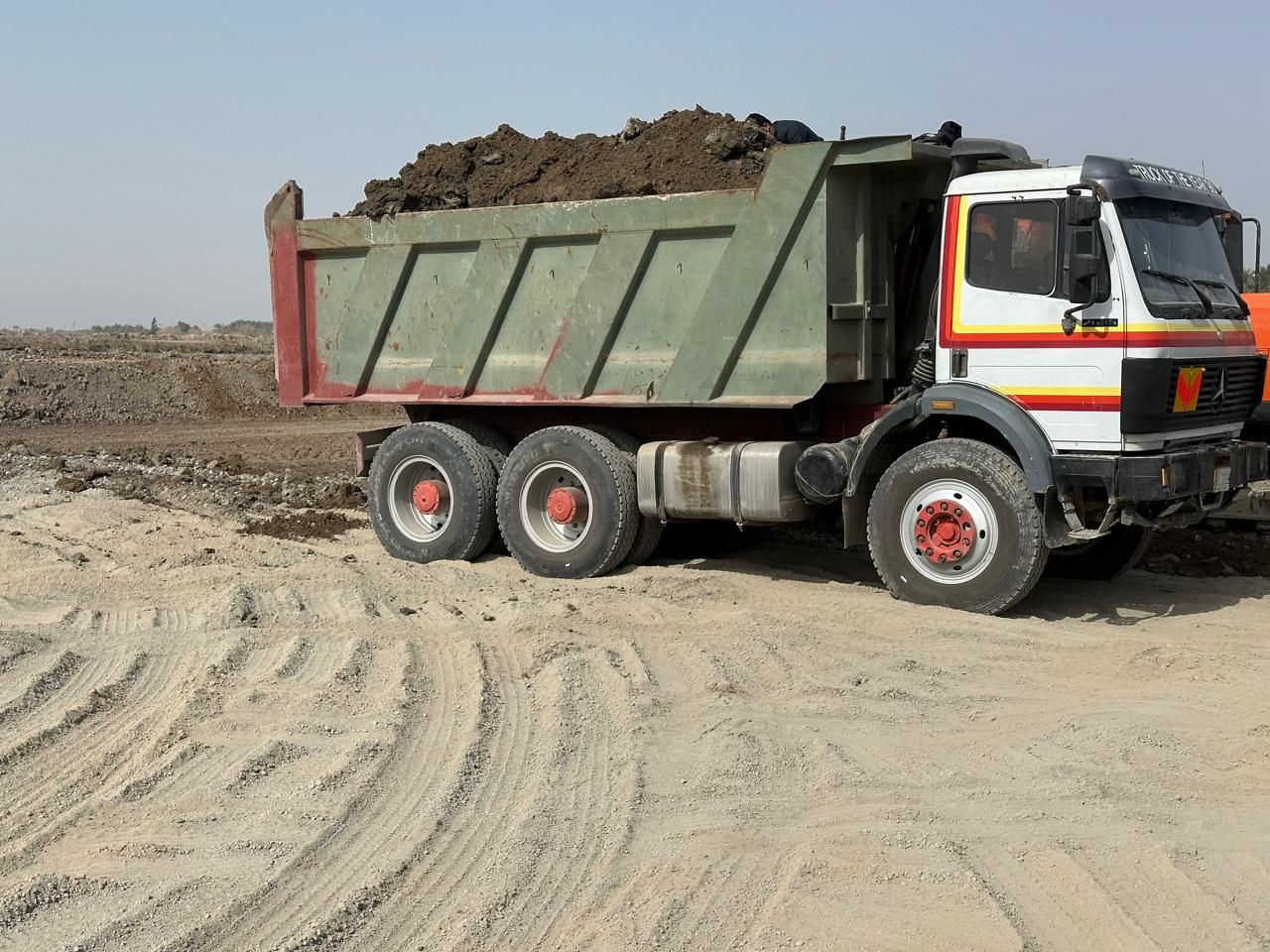 تراب دفان درجه اولى  كربلاء  الحسينيه الهاتف ***********
