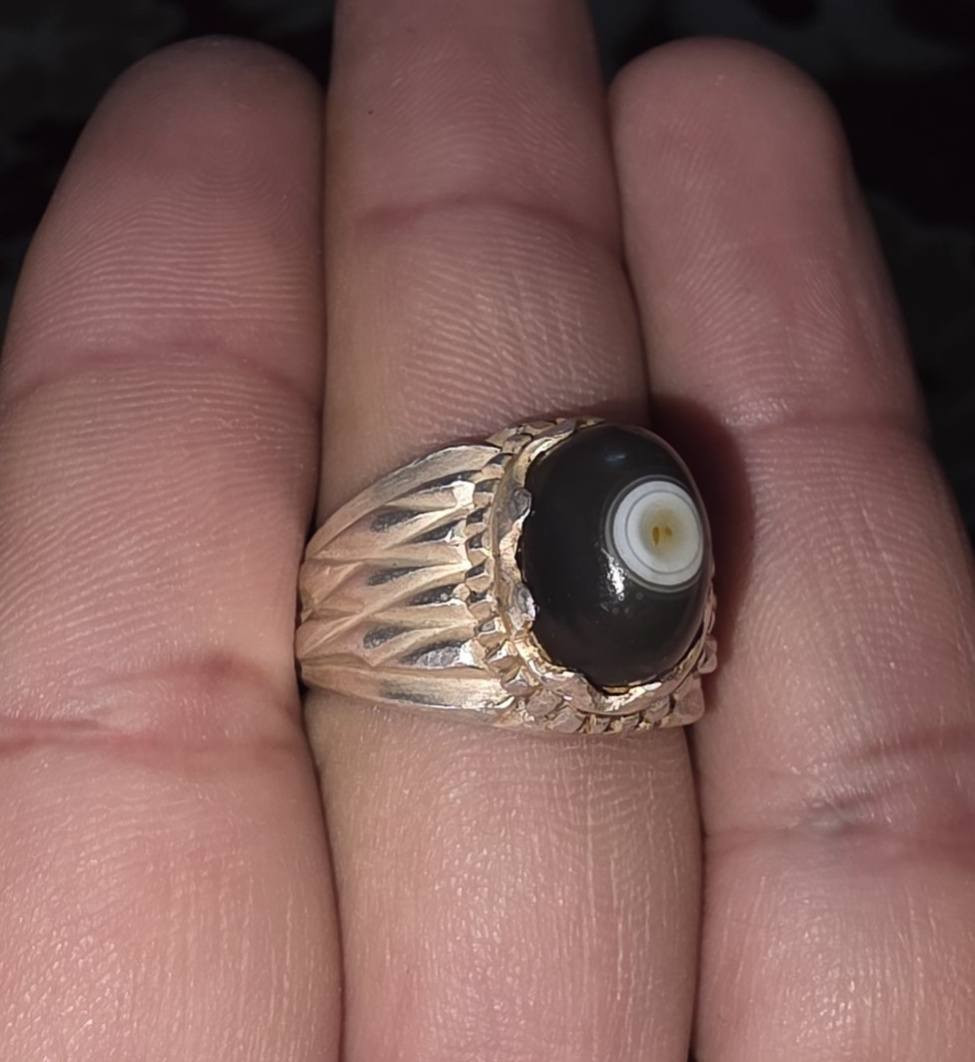 ياالله قطعه روعه من السليماني زيتوني خامه قديمه صياغه صب ثقيله سعرها عل خاص


**إذا كنت صاحب هذا الإعلان وتريد حذفه لأي سبب، رجاءا أرسل رسالة إلى الدعم الفني**