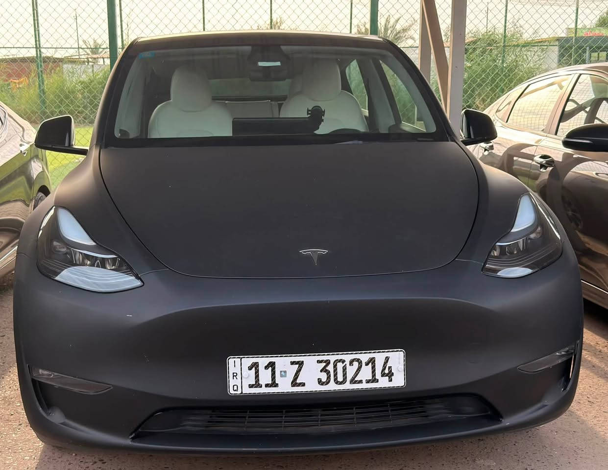 Tesla model Y
للبيع موديل ٢٠٢٣ 
مغلفة ppf طافي 
دبل ماطور لونج رينج
حادث جاملغ خلفي فقط جهة اليمين 
السعر ٢٤ الف دولار 
التواصل ***********
