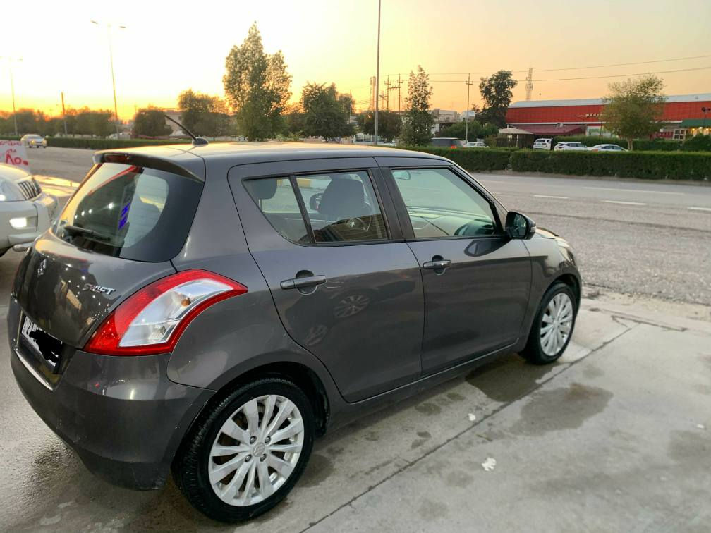 سا سوكي يابانيه دوپارچه سبوغه مؤديل 
سه نه وي به سه نه چوه ***********
2013 أربيل, العراق
