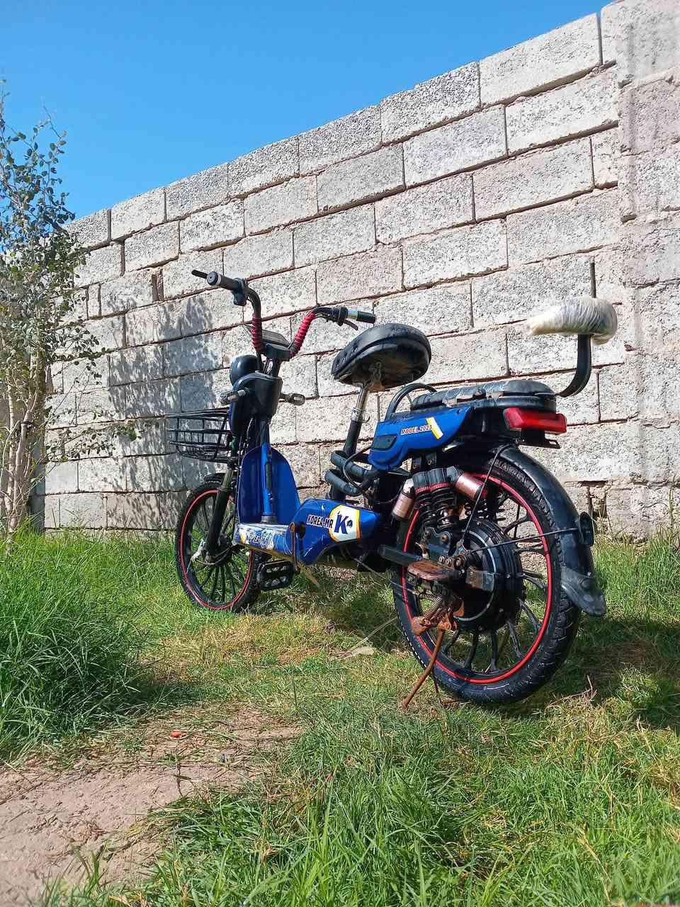 سلام عليكم
باسكل شحن للبيع 
فول مواصفات 
مكاني سماوه قضاء الرميثه 
عوزه بس بطاريات السعر 150 وبيه مجال


**إذا كنت صاحب هذا الإعلان وتريد حذفه لأي سبب، رجاءا أرسل رسالة إلى الدعم الفني**