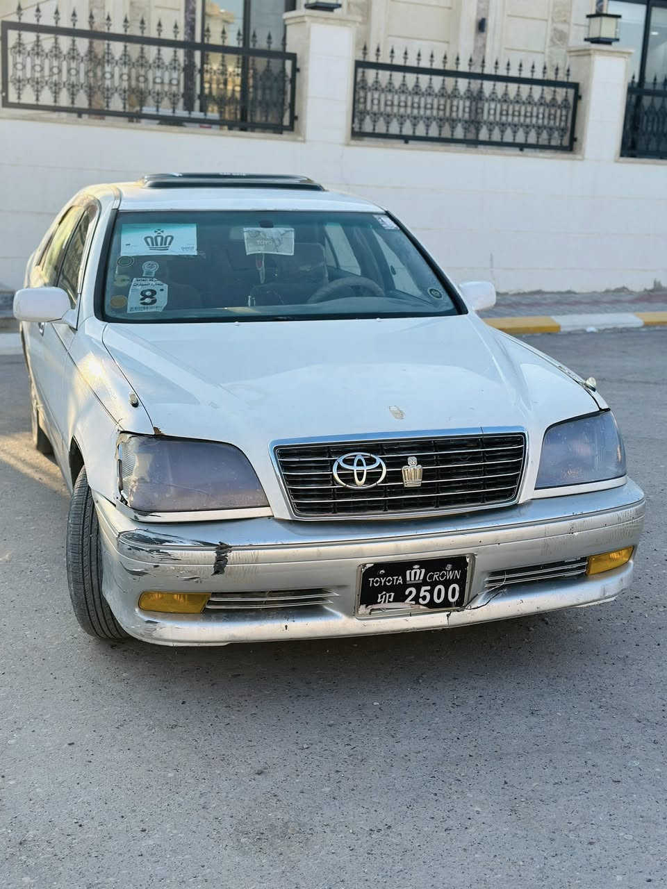 السلام عليكم ملـكه للبيع موديل 2003 ادوات مكصوص جنطه محرك ڤفتي vvti 
كير محرك شرط 
تبريد تدفئه ✅
كهربائيه كلها شغاله 
كشانه كهربائي 
مري شفط 
شاشات 2
دكمه وحده
السعر 30 وبيها مجال 
بيجي الحجاج 
هـ ***********
