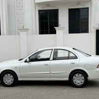 سيارة نيسان صني 2010  شرط كير محرك صدر امامي خلفي جاهزها اربعه تايرات ...