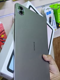 أيباد هونر باد 10  ذاكرة 256 +شاحنة + قلم +كيبورد ملاحظة /الأيباد مستع...