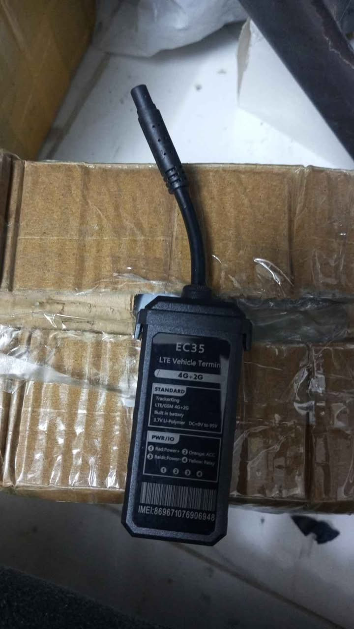 جيفي اس ترقب ابو السمكرت يستخدم للسيارات للدراجات مخ وايراتهن كاملات شلعه القطعه على 4 واذا مفرد الطعه على 6 اليفيدنه يجي خاص *********** Colombo, Sri Lanka
