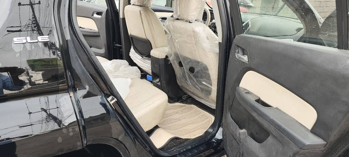 السلام عليكم تيران 2011 رقم بغداد انكليزي باسمي مكاني بصره ابو الخصيب السعر المطلوب 102 بي مجال ان شاء الله 
للاستفسار ابو فاطمه ***********
