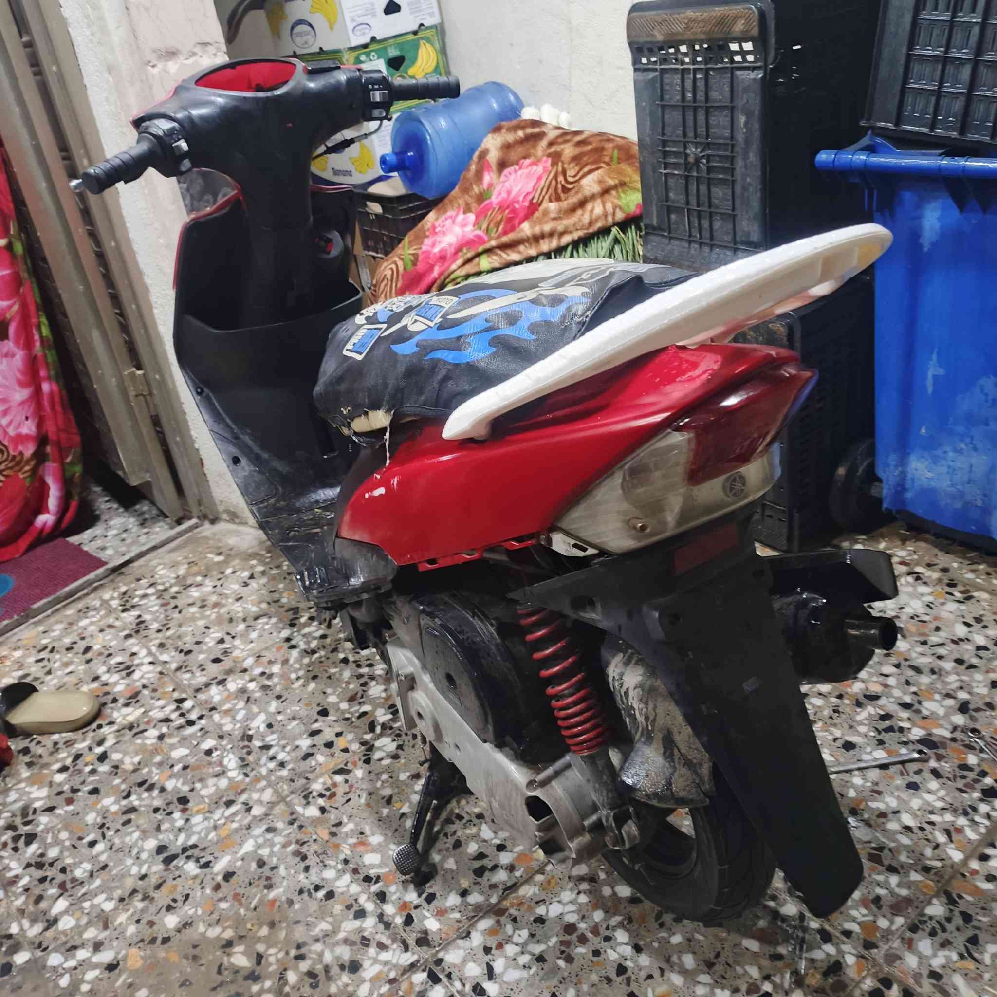 سلام عليكم ماكس عدله نكره سلف مال لعب كلشي جديد بيهة 55  شلعه و معدل  دراجه كامله امكمله 450 و بيهة مجال شي بسيط 
*********** هاذ رقمي بي واتساب
