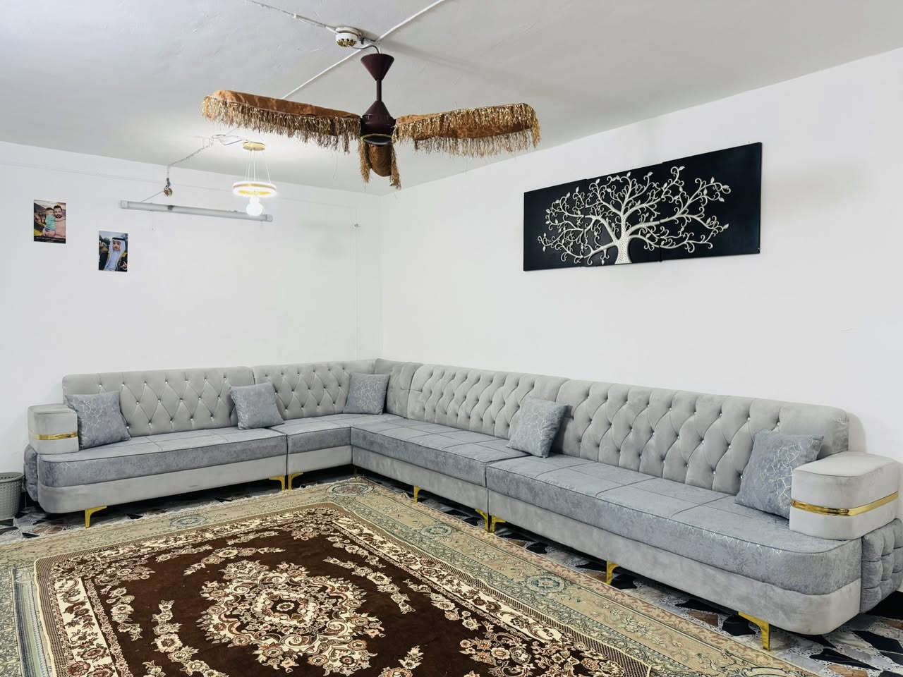 ديوان عشر مقاعد اخو جديد سعر 600 الف مابي اي ضرر الأستفسار ***********
