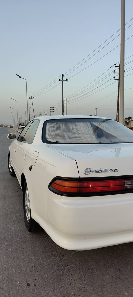 سلام عليكم مارك نفخ مديل 1993 مكفوله من لكص ونقل جثه ولضربه وبيها مكانات صبغ كلش قليل سياره بلاديه ع حالها مكينه وكيرر 2500 حداده تخم تاير تبريد ثلج دواخل نضيفه وراعيها بزبير العنوان الزبير حي لخطوه رقم لهاتف ***********. سعر 72
