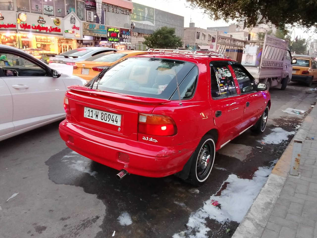 السلام عليكم كيا سيفيا البيع موديل 96 بلديه لكصه ولا صبغ سنويه مجدده 29 سعر 38 وبيها مجال مكان السياره الصويره الاتصال عله هذه رقم *********** تبريد شغال
