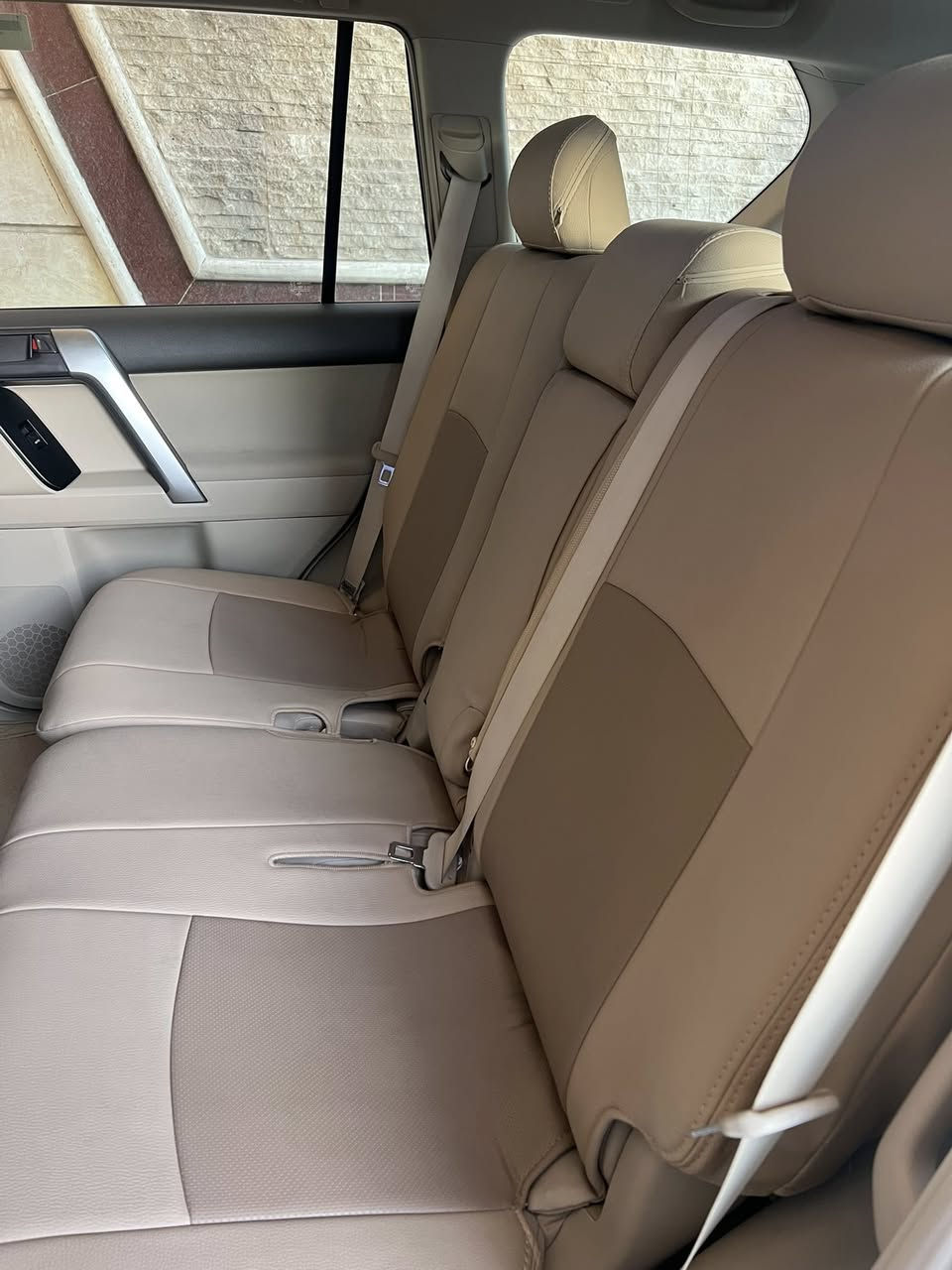 السلام عليكم برادو ٢٠٢٣ txs ام الضمان
ماشية ٣٠ الف على ايد وحدة 
مواصفاتهة معروفة 
بيع فقط السعر ٤٨٠ 
المكان بغداد 
***********
