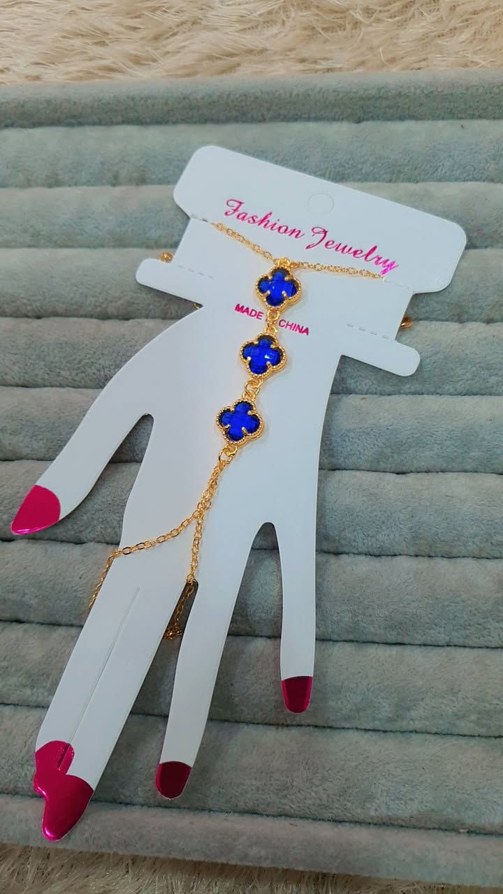 السعر 1000 لاغير
#كوني_فريدة_مع_اكسسوارات_جولدي
متابعة للصفحة ليصلكم كل ما هو جديد و مختلف لدينا
العنوان :بابل المسيب/شارع الاول مجاور معرض اوسكار 
لدينا توصيل لكل انحاء العراق3000

ادخلو للصفحة و اختارو الي يعجبكم و ارسلو من خلال ارسال مسج عبر
الواتساب ( ***********)
