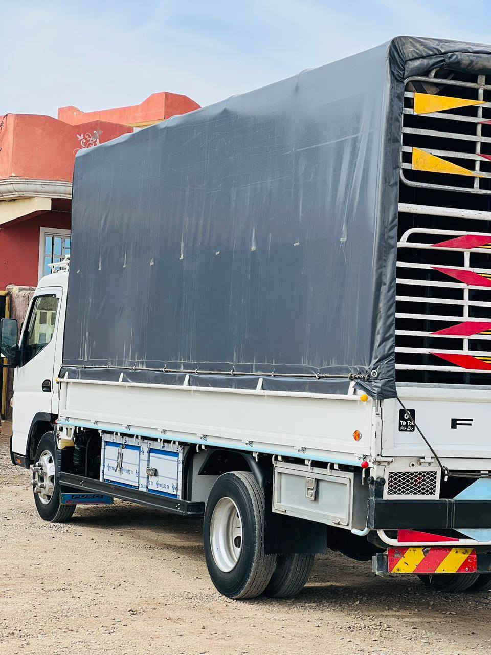 السلام وعليكم
#كنتر 2018 للبيع 
5 متر
رقم اسليمانية 
سيارة خير من الله بدي + محجر+ سقيفه سستم كامل 2025 
جاهزة كبل للعمل ما تحتاج مصرف
الاستفسار اتصال ع رقم ***********
