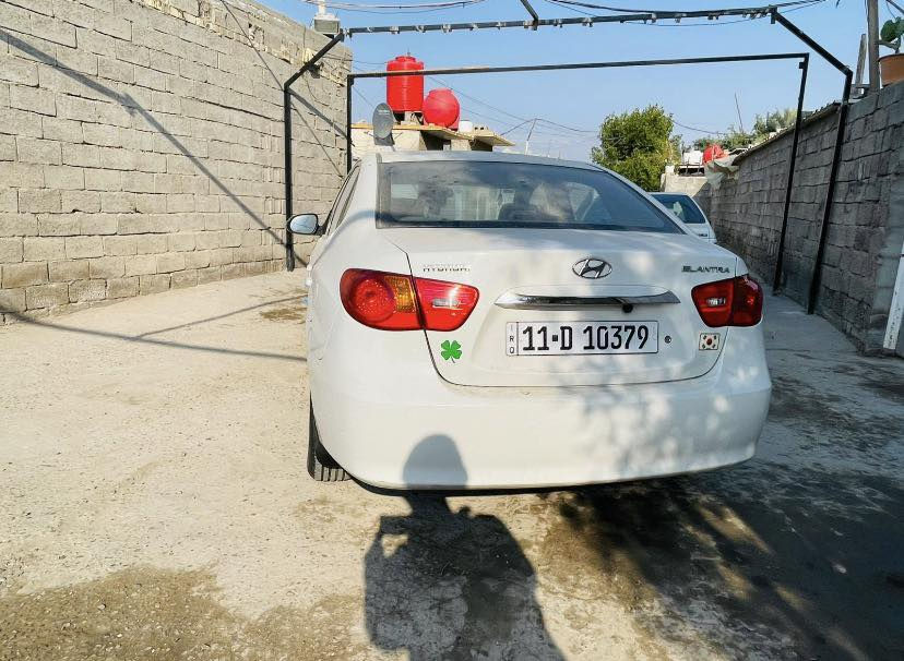 السلام عليكم ا
النترا شركه عامه 2011

مكفوله كفاله عامة من الدعامية للدعامية 

مكينه 2000 برغي ممفتوح بيها 

أربع دسك 

جهاز إنذار ابلادي 

سنتر لوك ابلادي 

تخم تاير جديد 

ماشيه 106 الف 

السعر 134

الرقم: ***********

مكاني :بغداد /الكرخ
