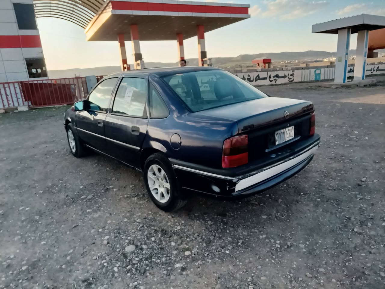 ئۆپڵ مۆدێل 93ئاڕم پلاستیک سلێمانی مەکینە 16قایش پان پاوەر سەیارەکە دەعام و لێدراو خایساتی نییە دەژبوولو بەرگە دەرگا بەشەرت نانویشان چەمچەماڵ سعر 17وەرەقە ژ.م کۆڕەک***********
ئاسیا***********
