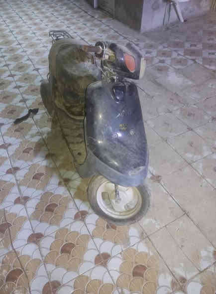 للبيع زعره
***********
